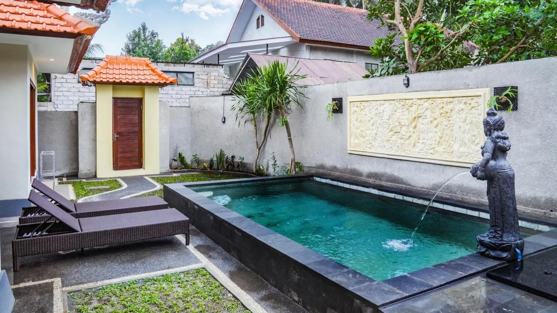Moon Villa - 2Bdr And Private Pool Enjoy Ubud Sky